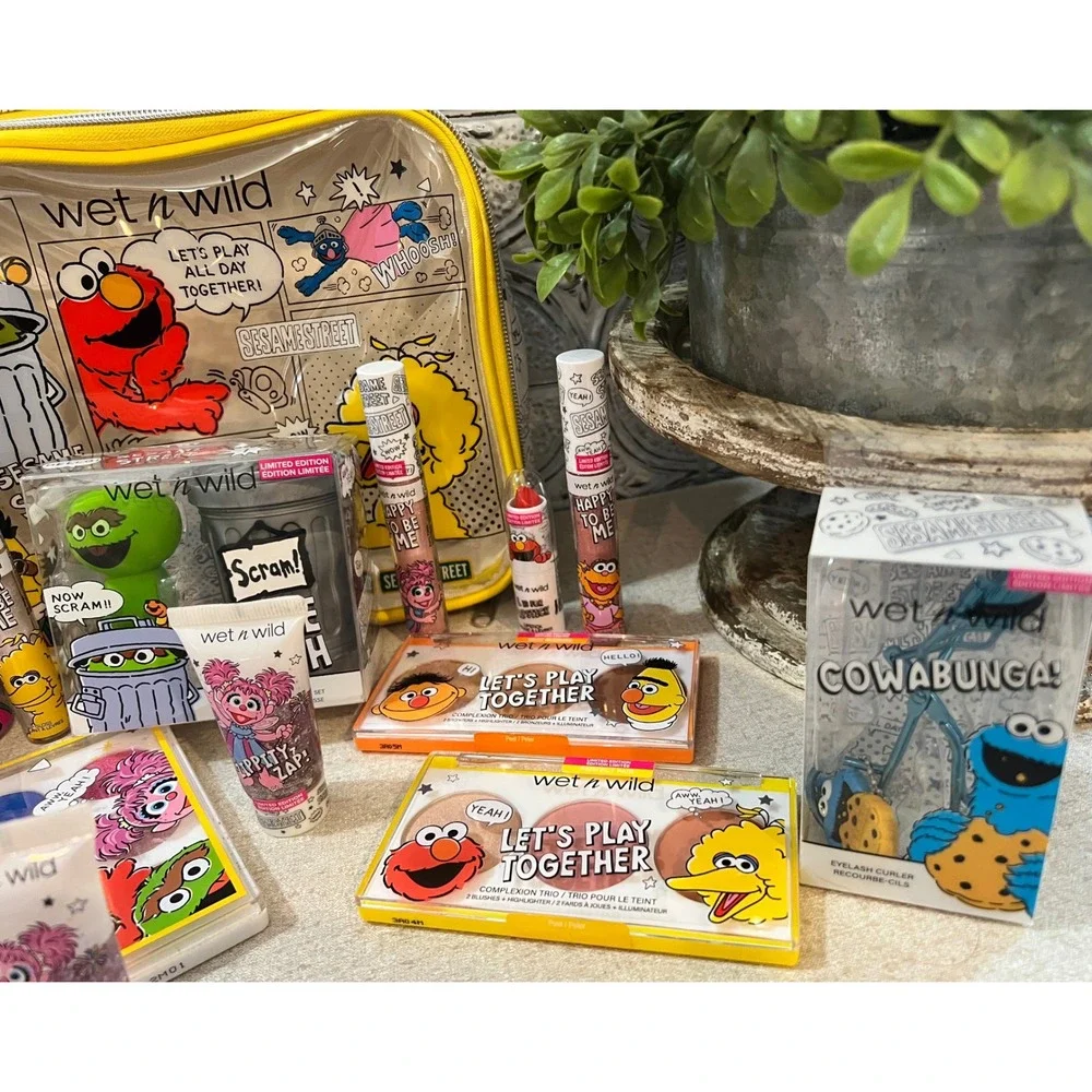 Wet n Wild Sesame Street Limited Edition Makeup Collection Full Set New NIB